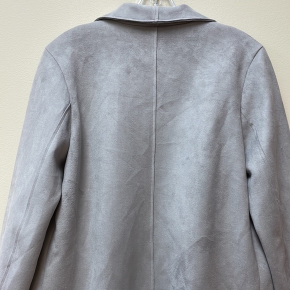 K By Kinnucan’s Adventure Grey Faux Suede Coat!!🔥🔥🔥 - Picture 11 of 16